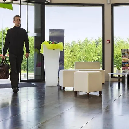 ibis Styles Compiegne-3