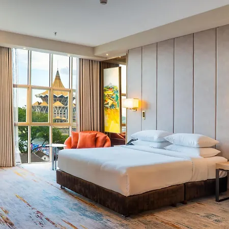 The Waterfront Hotel Kuching-3