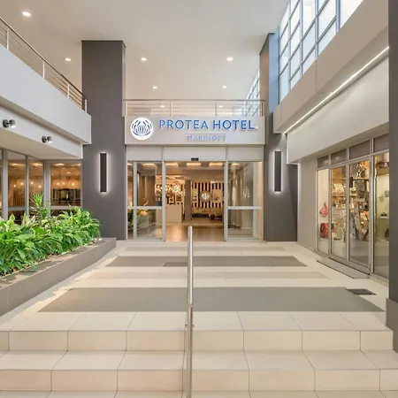 Protea Hotel By Marriott Durban Umhlanga-3