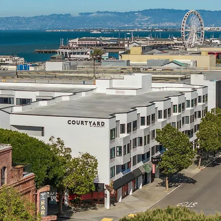 Courtyard By Marriott Fishermans Wharf-2