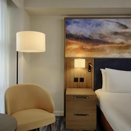 Doubletree By Hilton Lincoln-2
