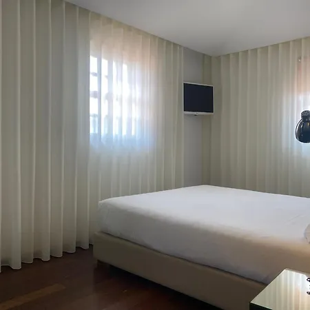 Oca Ribeira Do Porto Hotel-3