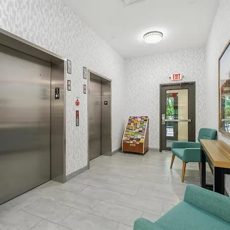 Hampton Inn And Suites Woodstock, Virginia-3