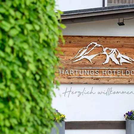 Hartungs Hoteldorf-3