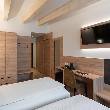 Hotel Alpen-3