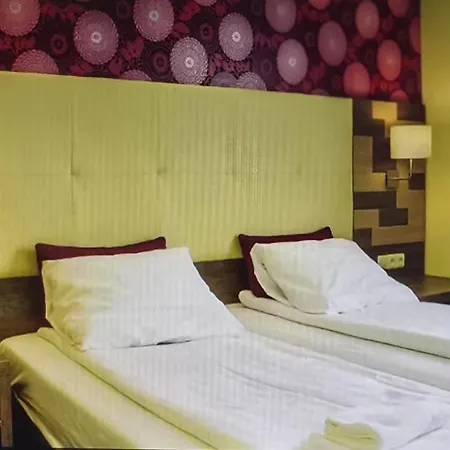 Hotel Zwanenburg Amsterdam Airport-2