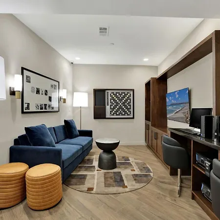 Best Western Plus Sunset Plaza Hotel-2