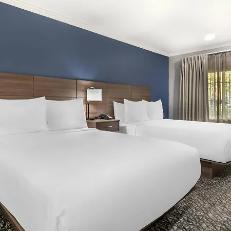 University Park Inn & Suites, An Ascend Collection Hotel-2