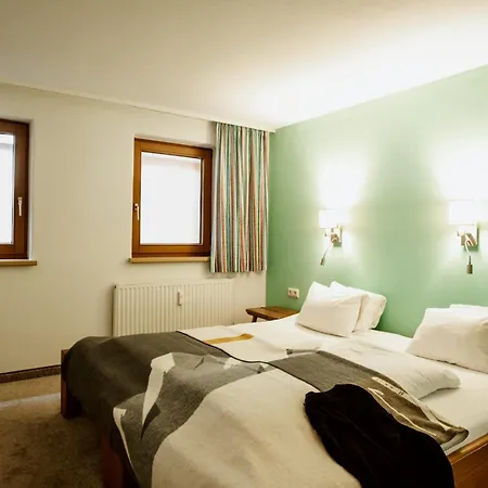 Berghotel Basur-2