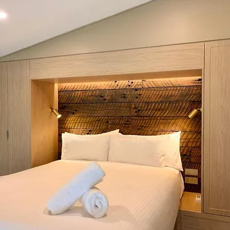 Mt Buller Chalet Hotel & Suites-2