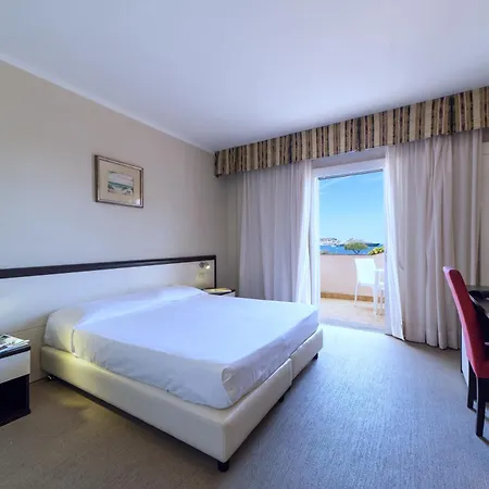 Hotel Fabricia-3