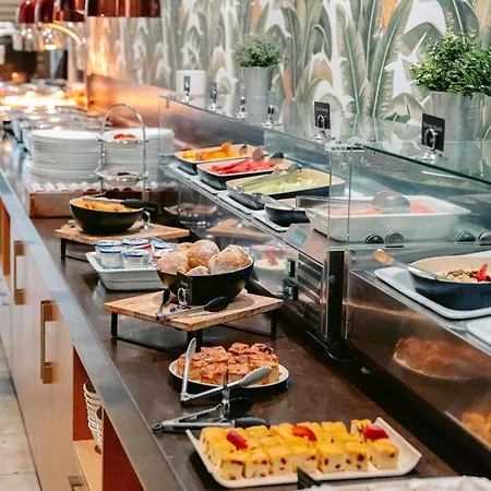 Mercure Gold Coast Resort-3