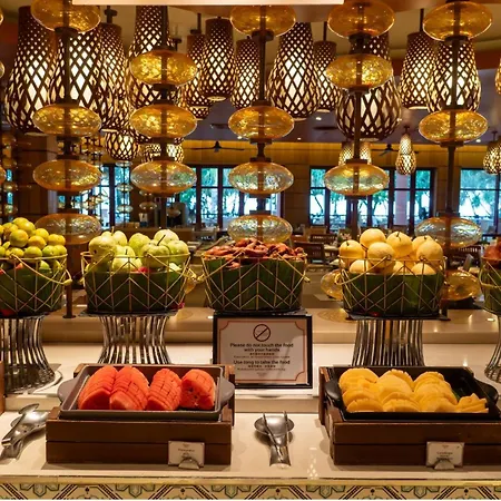 Centara Grand Beach Resort Phuket-2