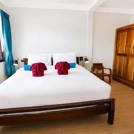 Crystal Bay Beach Resort-3