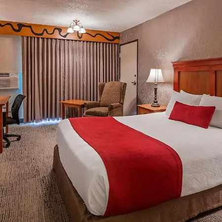 Best Western Plus Rivershore Hotel-3
