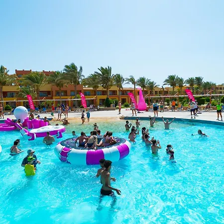 Malikia Resort Abu Dabbab-3