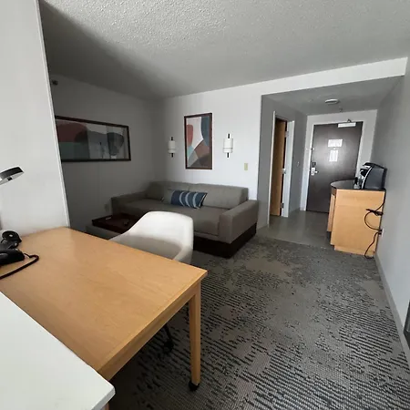 Cambria Hotel Appleton-2