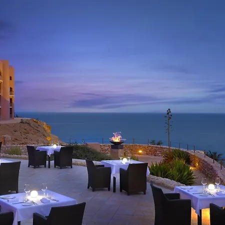 Al Husn Hotel Muscat - Managed By Hilton (Adults Only)-3