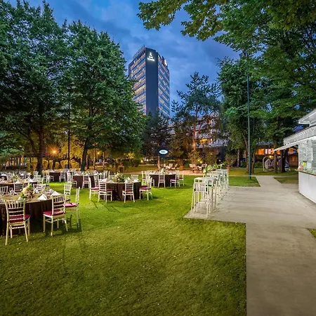 Crowne Plaza Bucharest By Ihg-2