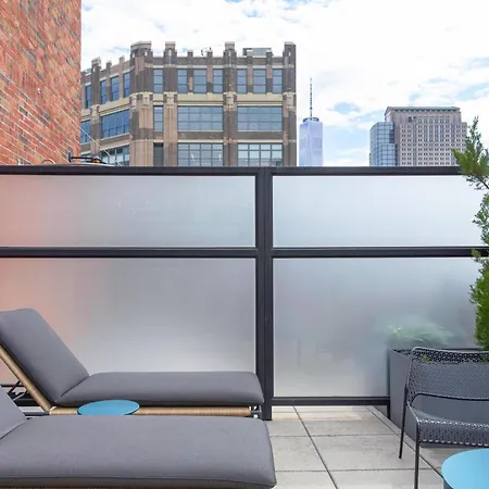 Arlo Soho-3