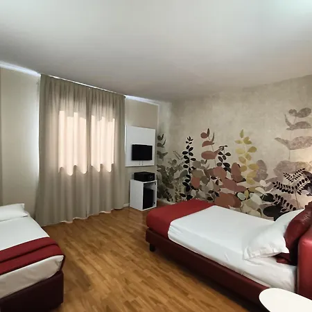 Break Hotel-2