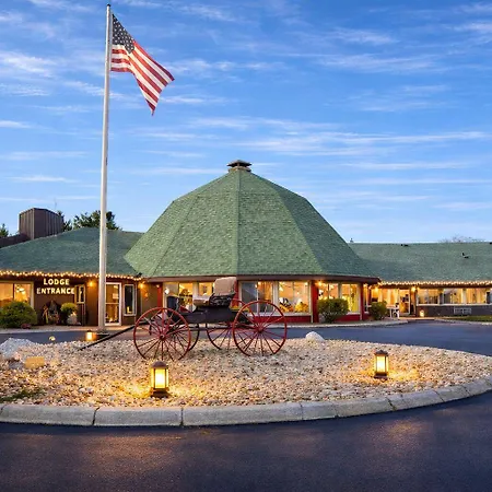 Round Barn Lodge-2