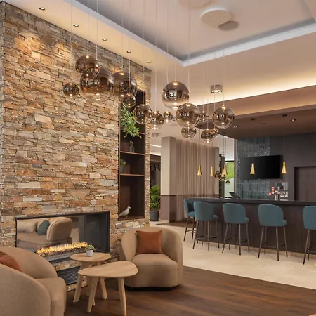 Hilton Garden Inn Davos-2