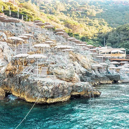 Boutique Hotel Torre Di Cala Piccola-3