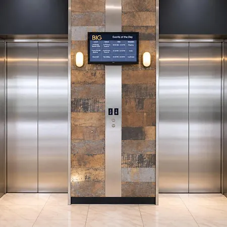 Big Hotel-2