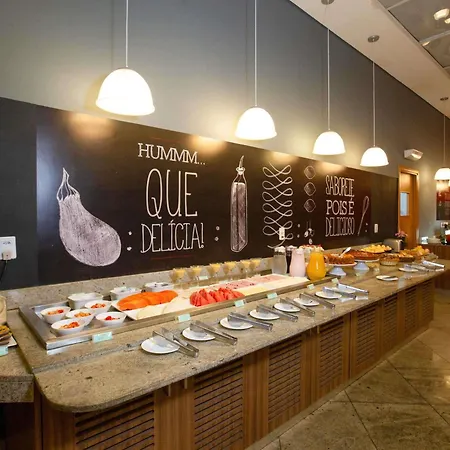 ibis Vitoria Praia de Camburi-3
