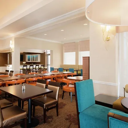 Hilton Garden Inn West Edmonton-2