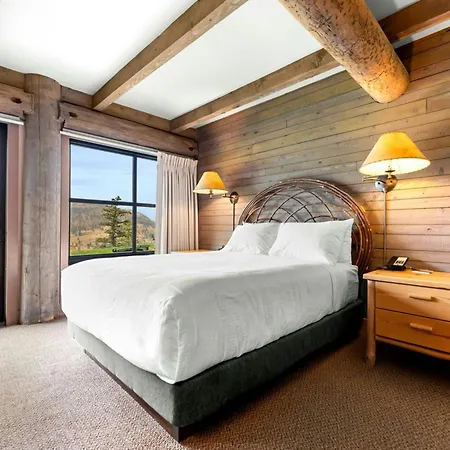 Sun Mountain Lodge-2