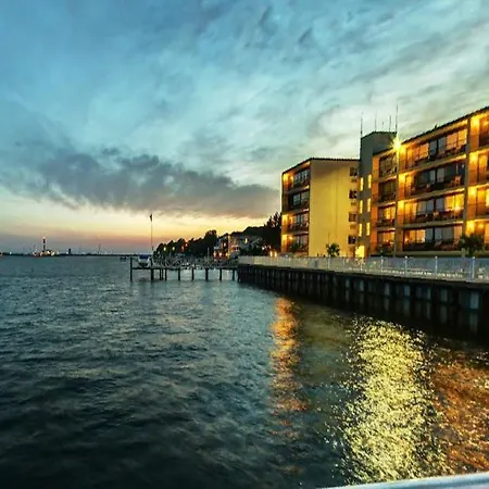 Pier 4 Hotel-2