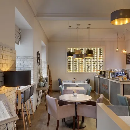 Hotel Florenc-2