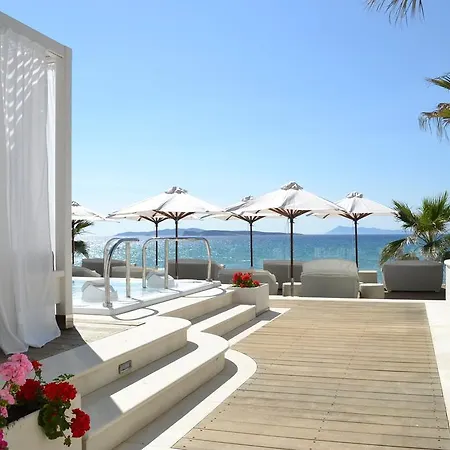 Delfino Blu Wellness Boutique Hotel-3