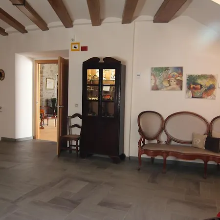 Hostal Palouet De Segarra-3