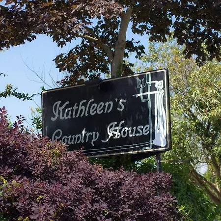 Kathleens Country House-3