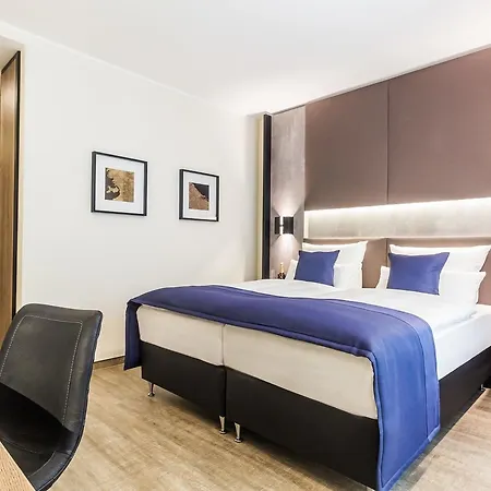 SKY Hotel Cloppenburg-3