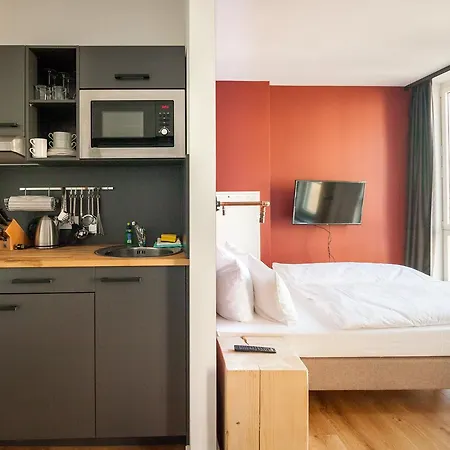Staycity Aparthotels Dresden City Centre-3