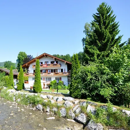 Hotel Quellenhof-3