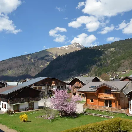 Logis Hotel Les Bruyères-3