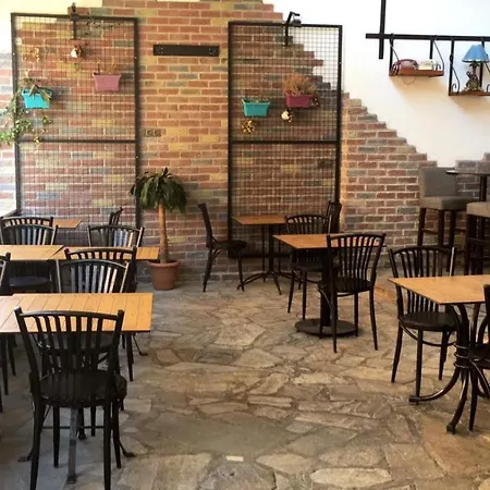 Patio Hotel-2