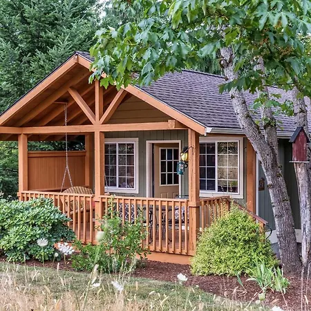 Carson Ridge Luxury Cabins-2