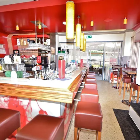 G.H. Knoll "Proellhofer" Cafe Bar Hills-2