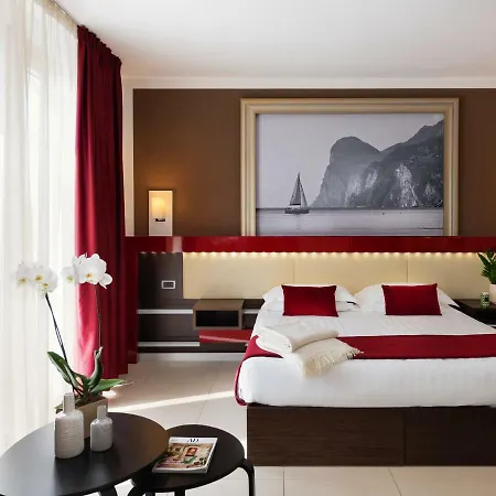 Kairos Garda Hotel-3