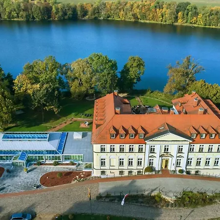 Seeschloss Schorssow-3