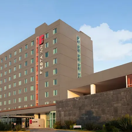 Fiesta Inn Morelia Altozano-3
