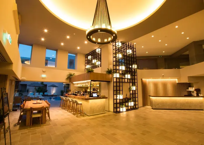 Parasol Luxury Hotel & Suites Adults Only