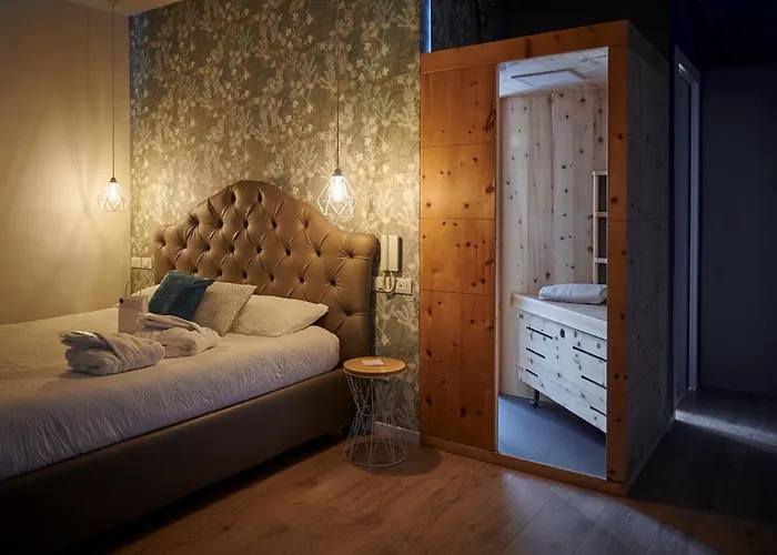 Lainez Rooms & Suites