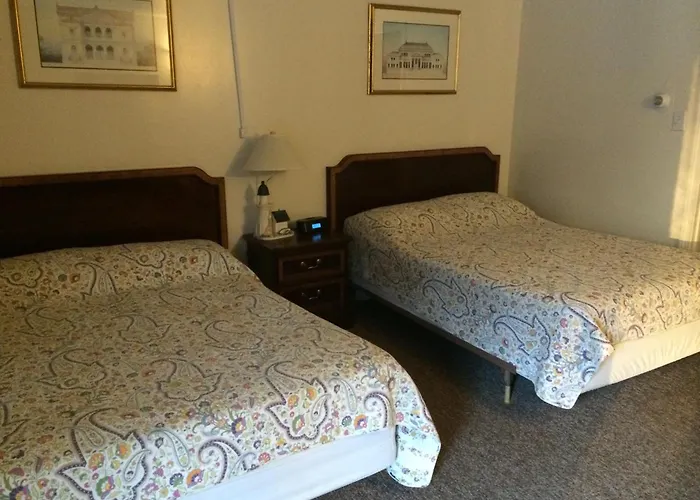 Lodge At Kennebunk